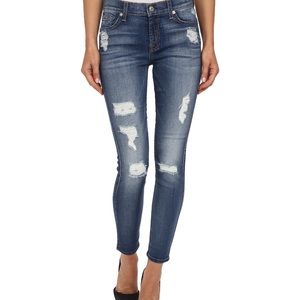 EUC. 7 For All Mankind Distressed “The Ankle Skinny” Jeans. Size 26.